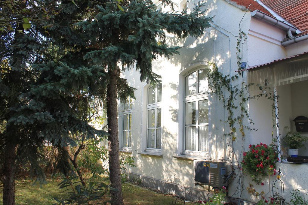Ferienwohnung "Zur Alten Schule" Neuburxdorf Номер фото