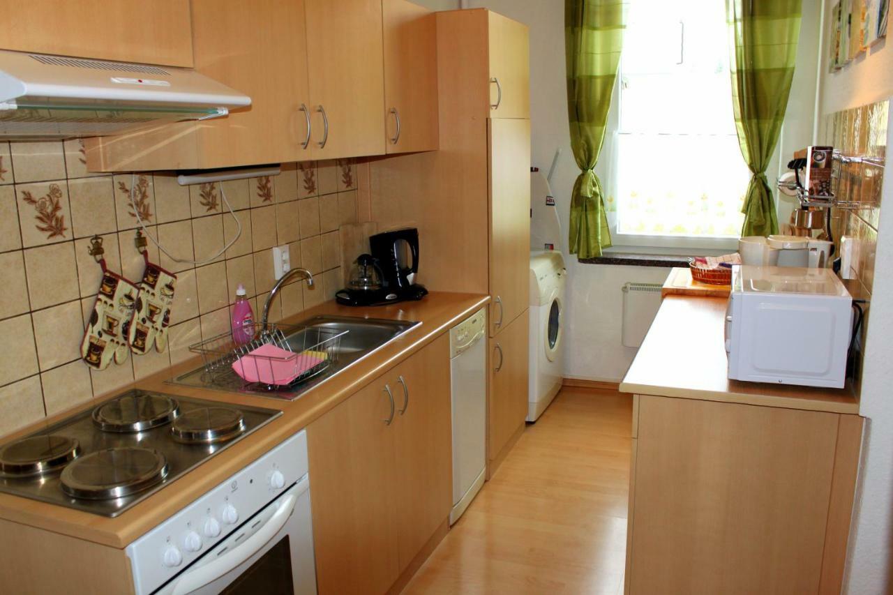 Ferienwohnung "Zur Alten Schule" Neuburxdorf Екстер'єр фото